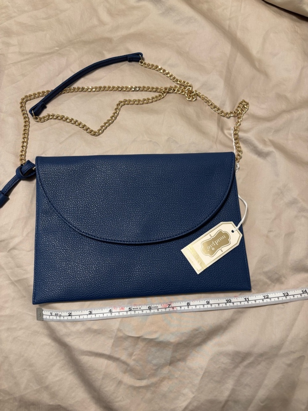 NWT Mud Pie Navy Envelope Crossbody Clutch  Gold Chain & Tasse - Picture 2 of 7